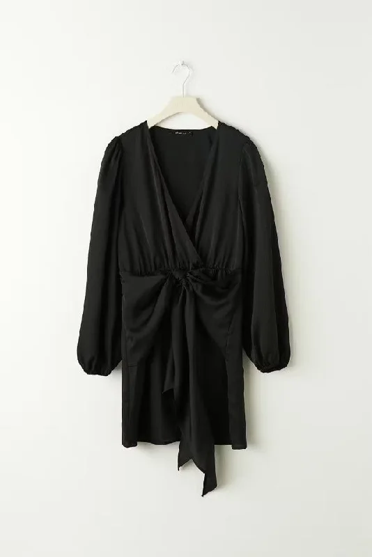 Piper mini dress black Classic Casual Mini Dress